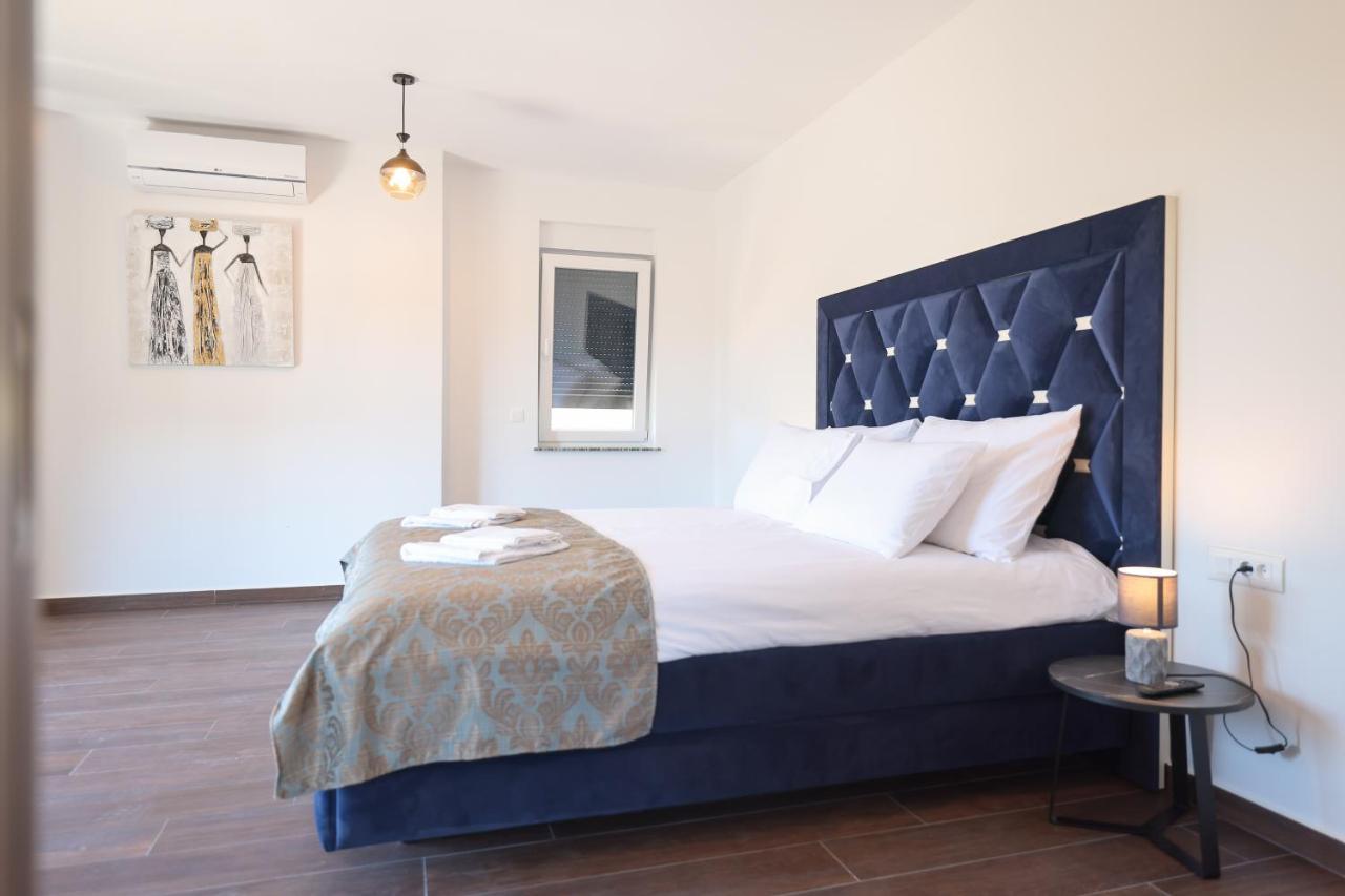 Rhapsody In Green - Luxury Villa In Zadar Crno ภายนอก รูปภาพ
